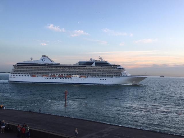 Aan Hooger Wal Villa Vlissingen Bagian luar foto